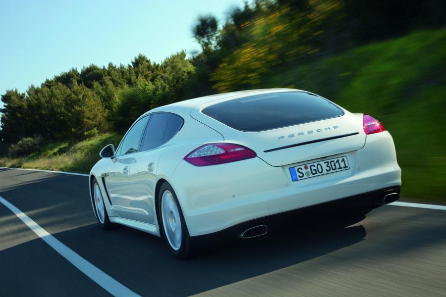  Porsche Panamera Diesel 2011 года  (фото 25 из 37)